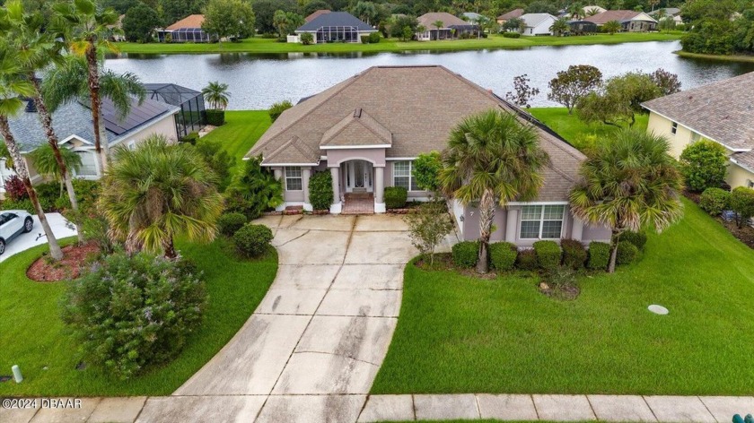 Welcome to your dream home at 7 Lakeside Place W, Palm Coast, FL - Beach Home for sale in Palm Coast, Florida on Beachhouse.com