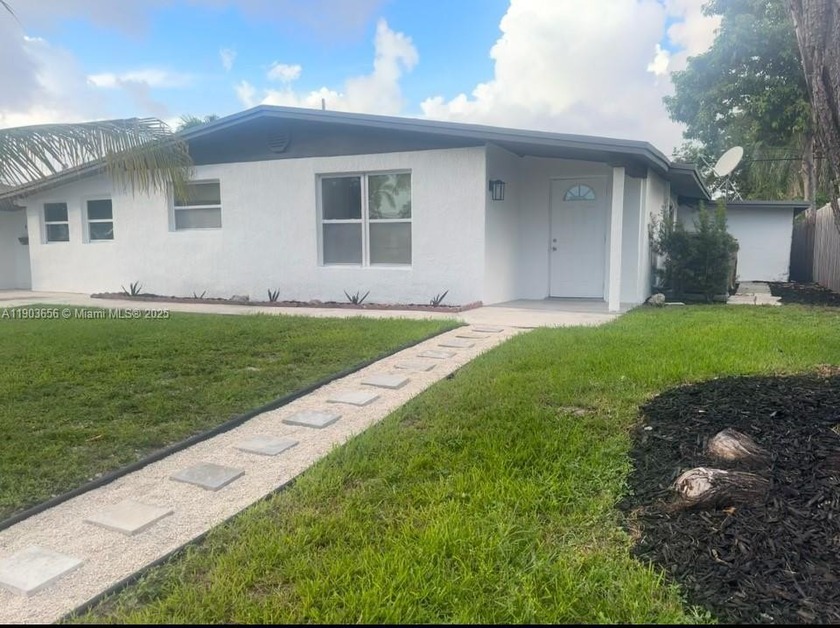 Don't miss this chance to own a piece of South Florida's vibrant - Beach Home for sale in Davie, Florida on Beachhouse.com
