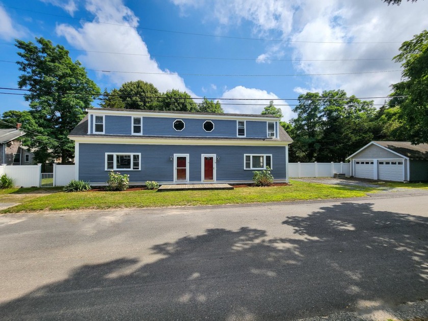 Say goodbye to Bridge Traffic! This meticulously maintained - Beach Townhome/Townhouse for sale in Bourne, Massachusetts on Beachhouse.com