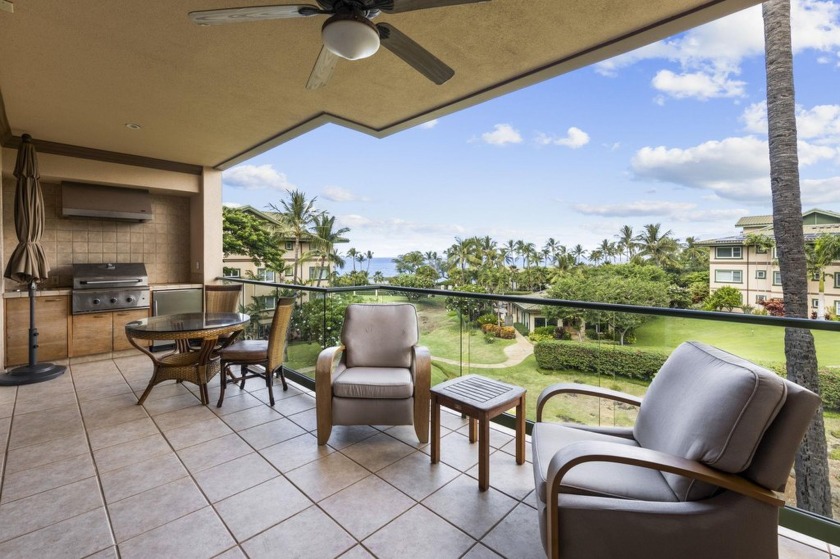 Beautiful Makena condo perfectly situated in the Na Hale o - Beach Condo for sale in Kihei, Hawaii on Beachhouse.com