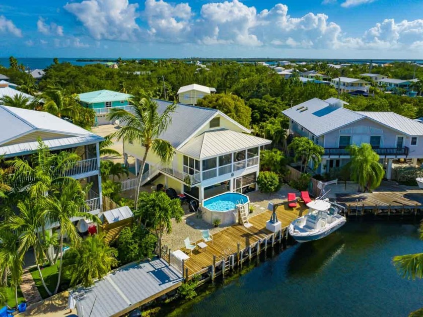 Enviable canal-front living in desirable Doctors Arm - Beach Home for sale in Big Pine Key, Florida on Beachhouse.com