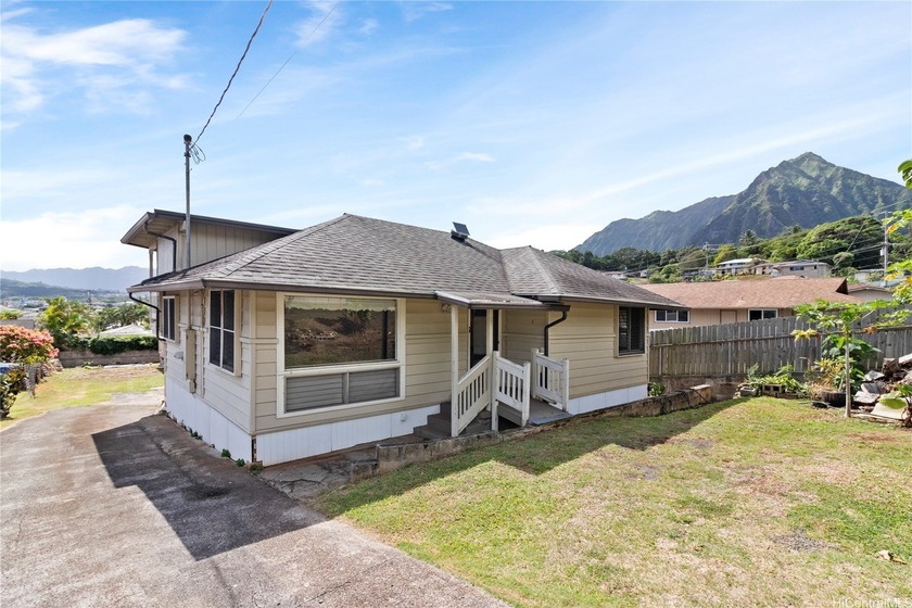 Looking for a fantastic investment or a rare opportunity on a 10 - Beach Home for sale in Kaneohe, Hawaii on Beachhouse.com