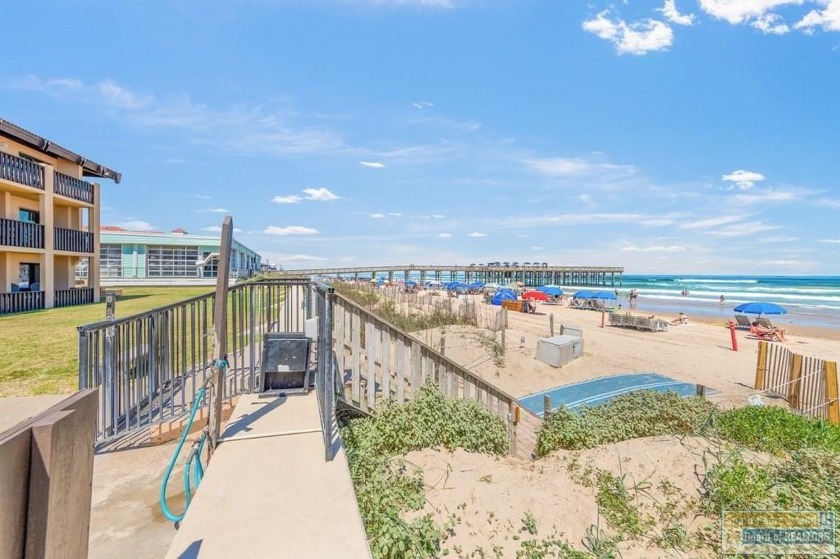 This beautiful 2-bed, 2-bath floor unit is fully furnished and - Beach Condo for sale in South Padre Island, Texas on Beachhouse.com