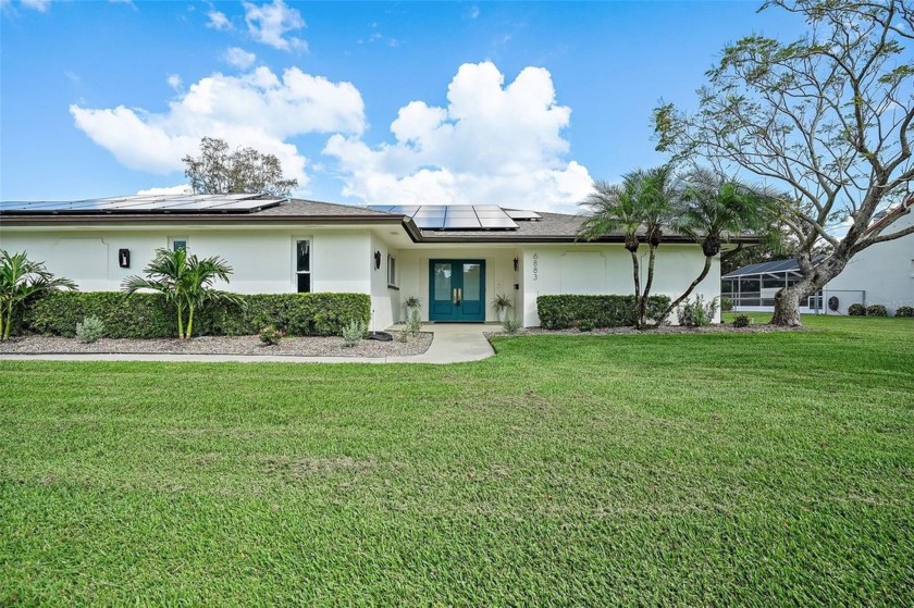 BEAUTIFULLY CURATED GOLF COURSE HOME TEE'D UP FOR HURRICANE - Beach Home for sale in Seminole, Florida on Beachhouse.com