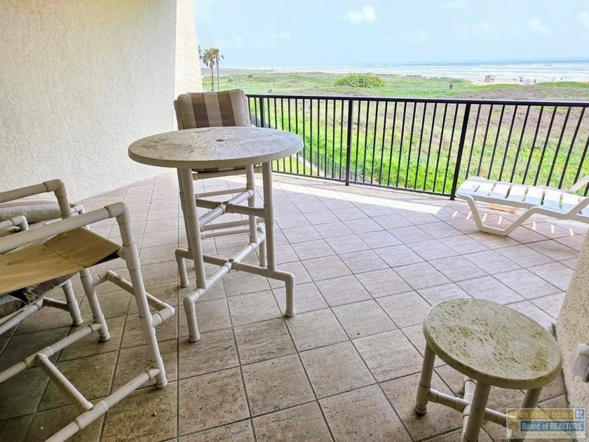 INVESTOR'S/BUILDER'S DREAM!!  This 3 bedroom beachfront condo - Beach Condo for sale in South Padre Island, Texas on Beachhouse.com