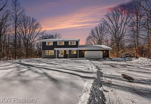 To assist with a quick sale, sellers offering $10,000 in - Beach Home for sale in Clyde, Michigan on Beachhouse.com