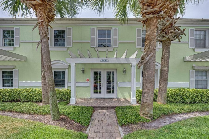 Highly coveted, renovated, waterfront condominium with a deeded - Beach Condo for sale in St. Petersburg, Florida on Beachhouse.com