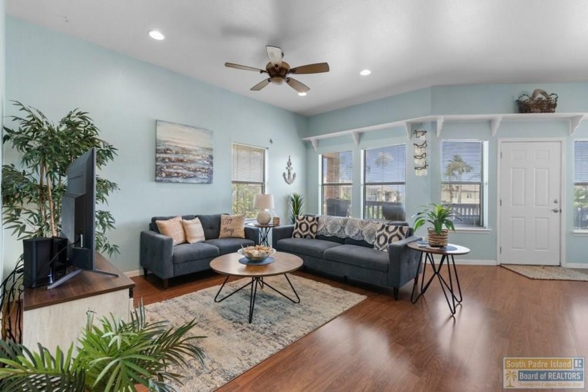 Turn-key! Fully furnished condo in the desirable Bridgeview - Beach Condo for sale in Laguna Vista, Texas on Beachhouse.com