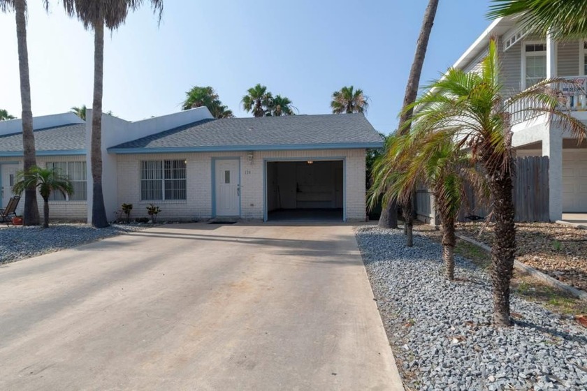3 bedroom, 2 bathroom unique one level beachside townhouse - Beach Townhome/Townhouse for sale in South Padre Island, Texas on Beachhouse.com