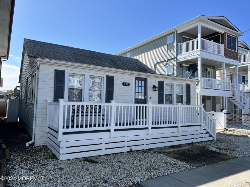 This is an incredible opportunity for a spacious 3 bedroom house - Beach Home for sale in Seaside Heights, New Jersey on Beachhouse.com