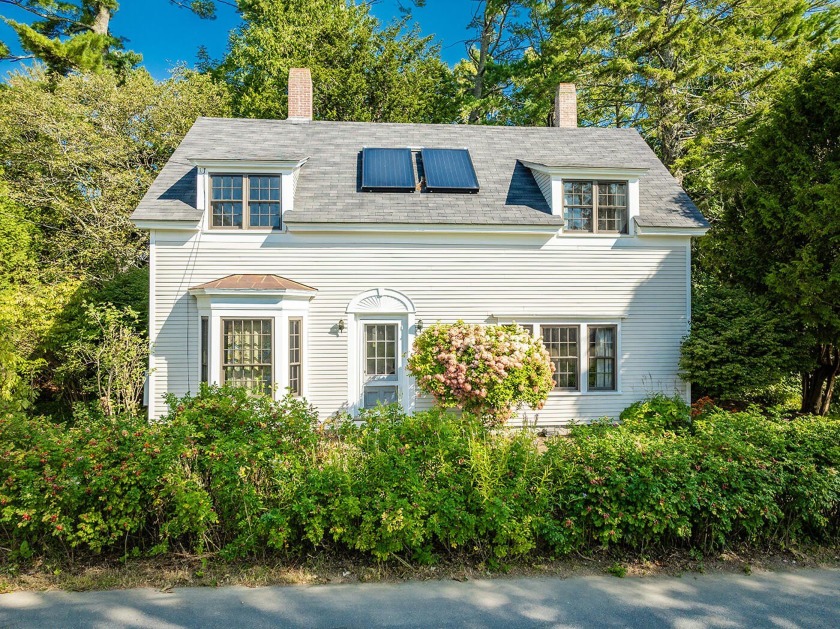 This graceful home is a real treasure. From the charming curb - Beach Home for sale in Northport, Maine on Beachhouse.com