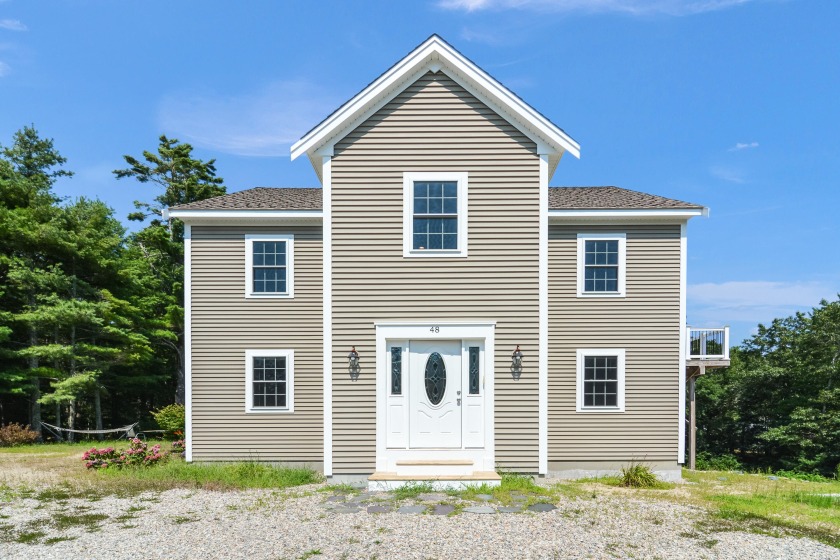 Multi-Family - Investment - Great Location! Perfect for - Beach Home for sale in Buzzards Bay, Massachusetts on Beachhouse.com