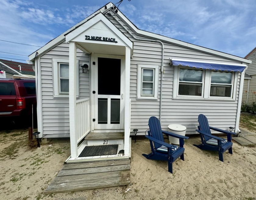 ~ Welcome to 21 Bishops and Clerks Way!  A lovely staple & - Beach Home for sale in Dennis Port, Massachusetts on Beachhouse.com