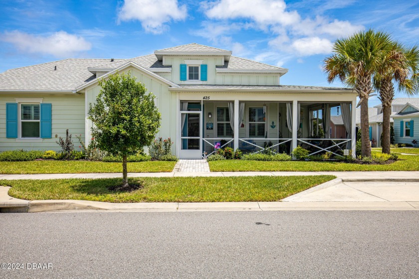 Gorgeous Dreamsicle cottage in dynamic & lively Latitude - Beach Home for sale in Daytona Beach, Florida on Beachhouse.com