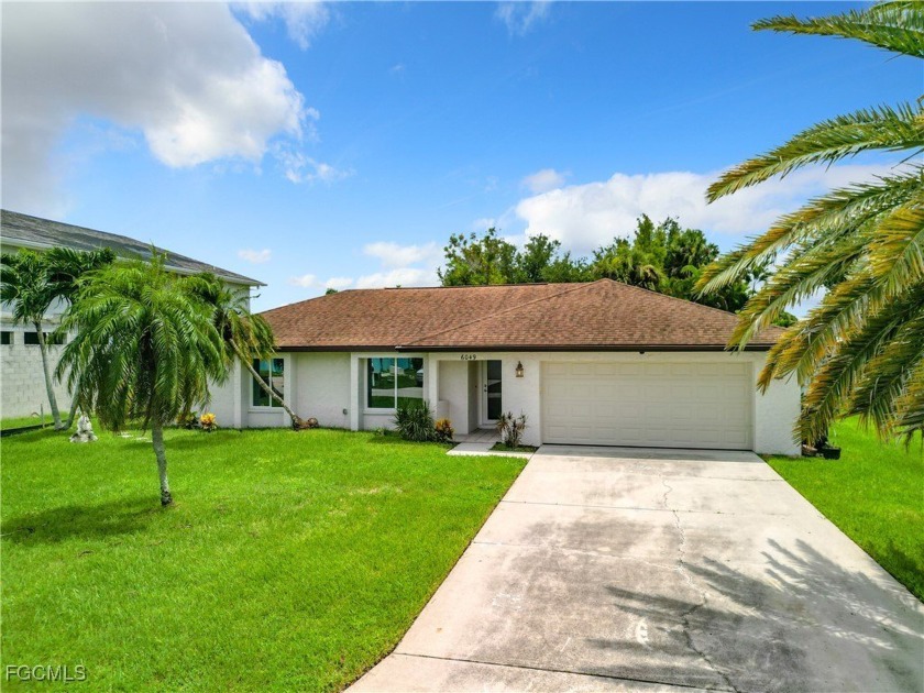 Great opportunity to own this wonderfully renovated 3 bed 2 bath - Beach Home for sale in Fort Myers, Florida on Beachhouse.com