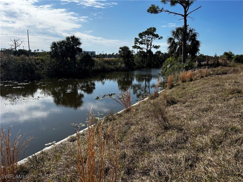 Welcome to your future waterfront paradise! This vacant lot - Beach Lot for sale in Cape Coral, Florida on Beachhouse.com