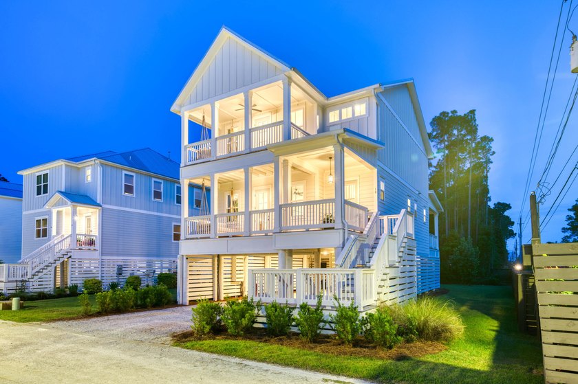 Aggressively priced and positioned as one of the best - Beach Home for sale in Santa Rosa Beach, Florida on Beachhouse.com