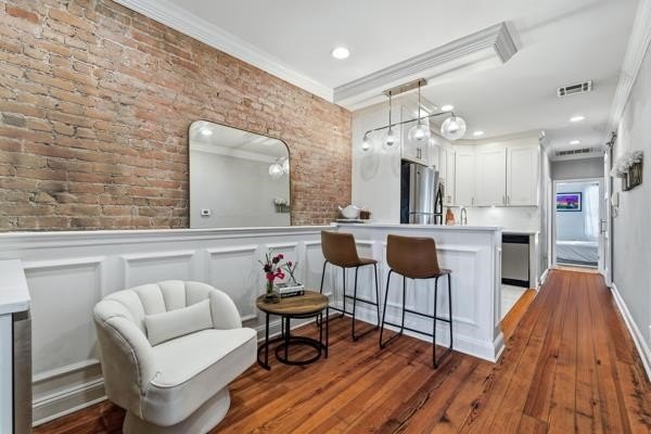 Beautifully renovated 2 bedroom, 1 bath home located in the - Beach Condo for sale in Jersey City, New Jersey on Beachhouse.com