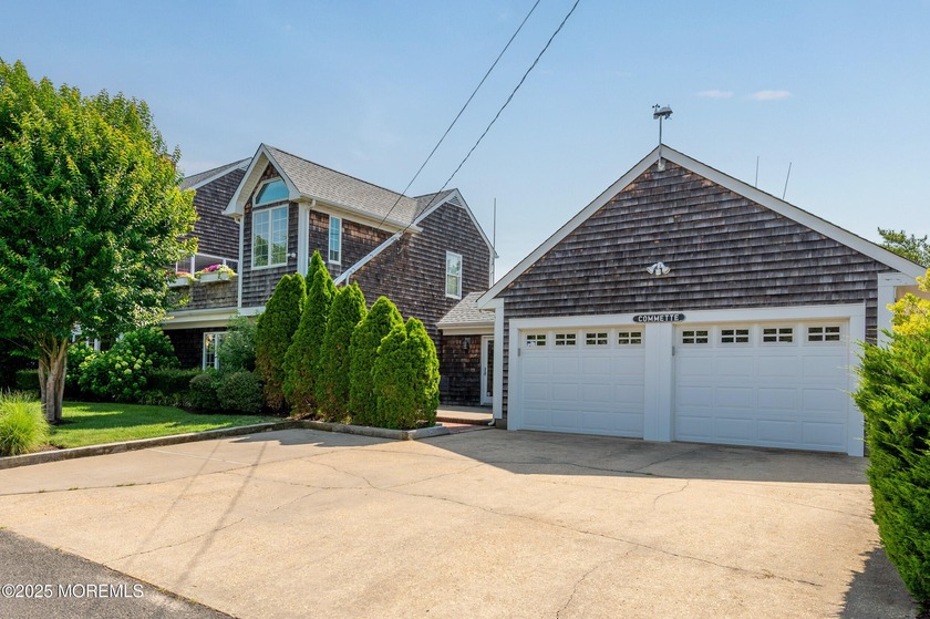 Welcome to 1519 Runyon Lane, Mantoloking, NJ, a 4-bedroom - Beach Home for sale in Mantoloking, New Jersey on Beachhouse.com