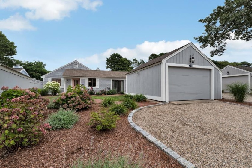 This Mews Patio Home has been beautifully updated inside and out - Beach Home for sale in Mashpee, Massachusetts on Beachhouse.com