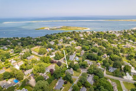 Welcome to 6 Palmer Drive, located in the sought-after area of - Beach Home for sale in Chatham, Massachusetts on Beachhouse.com