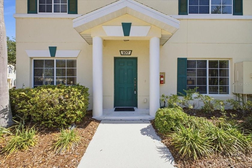 Under contract-accepting backup offers. This charming move-in - Beach Townhome/Townhouse for sale in Bradenton, Florida on Beachhouse.com