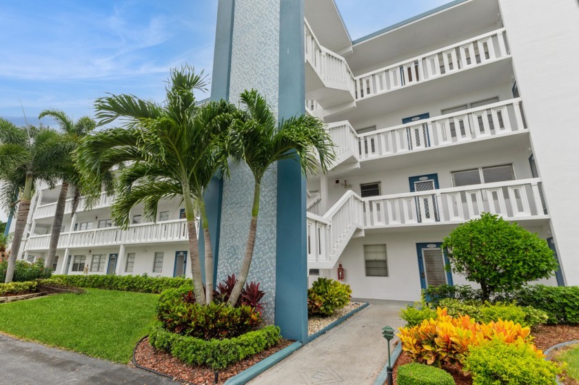 Updated 2 Bedroom 1-1/2 Bath Condo with lovely water view from - Beach Condo for sale in Boca Raton, Florida on Beachhouse.com