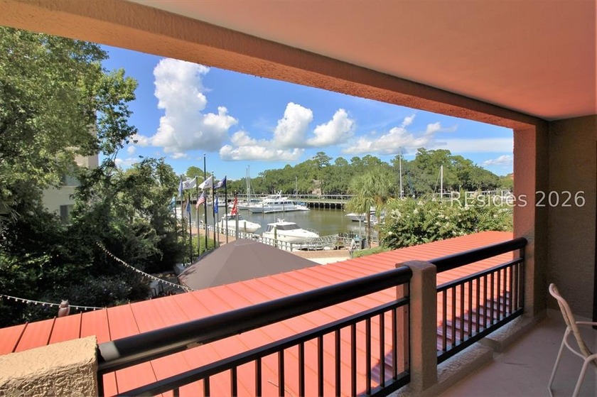 Direct Harbourfront View! What are you waiting for? Come own a - Beach Home for sale in Hilton Head Island, South Carolina on Beachhouse.com