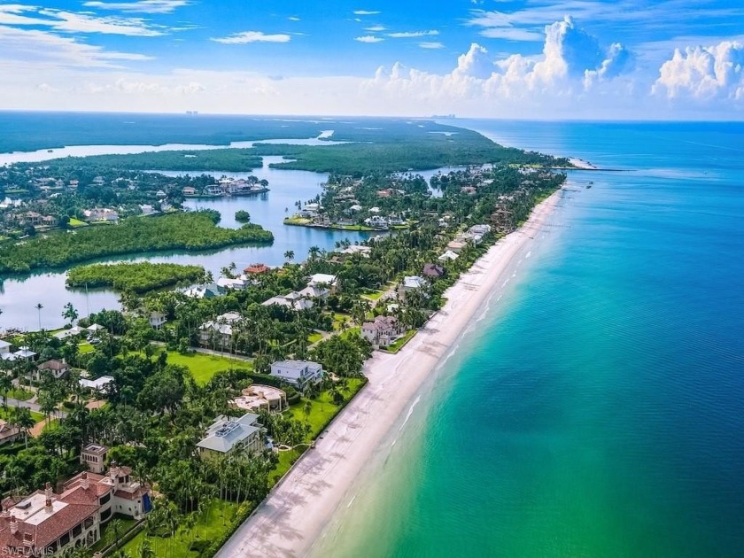 This Port Royal charmer, nestled on the cul-de-sac of Champney - Beach Home for sale in Naples, Florida on Beachhouse.com