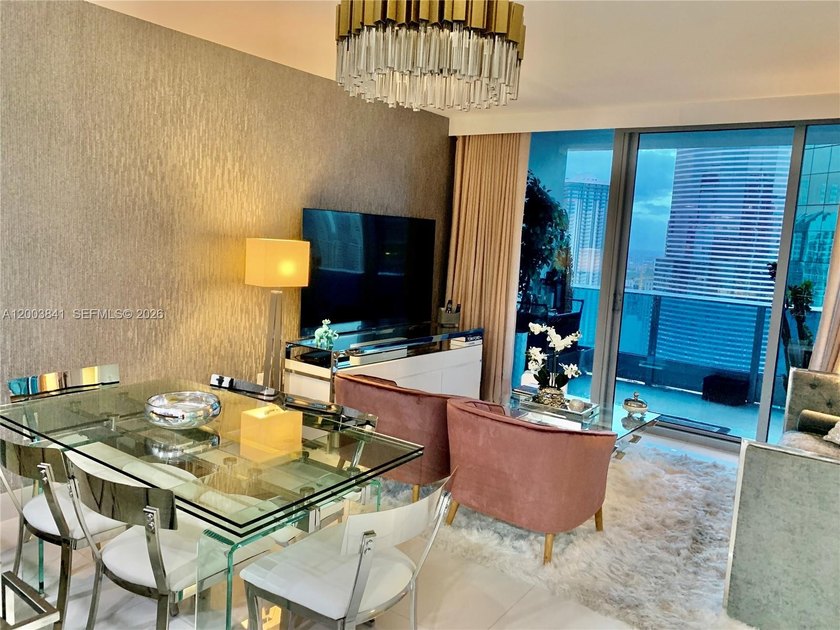 Luxurious unit! Featuring Versace wallpaper, 3D walls, blackout - Beach Condo for sale in Miami, Florida on Beachhouse.com