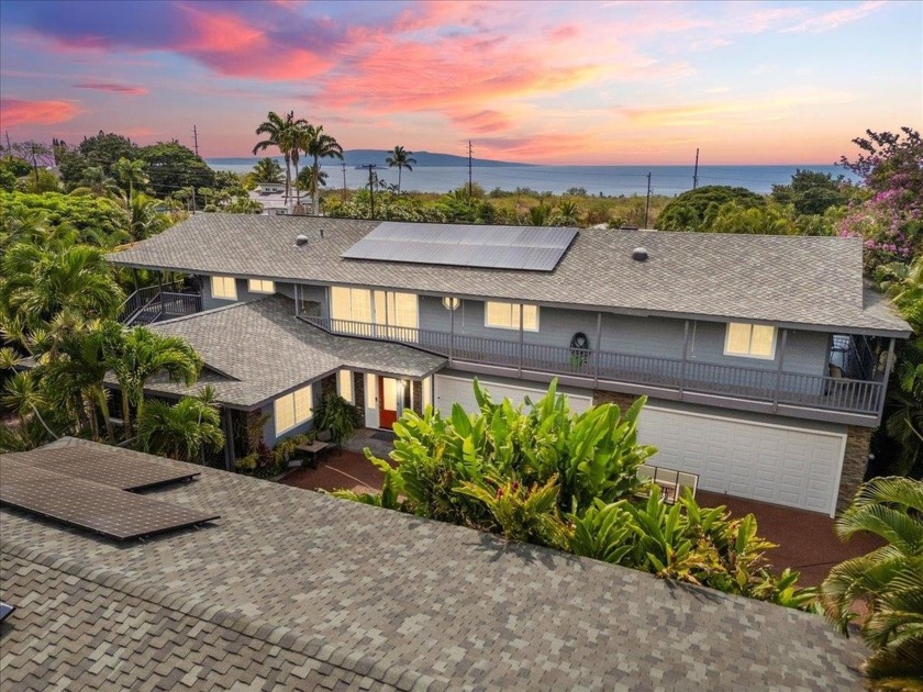 Behind the walls of this fully fenced 1/2 acre lot lies a - Beach Home for sale in Kihei, Hawaii on Beachhouse.com