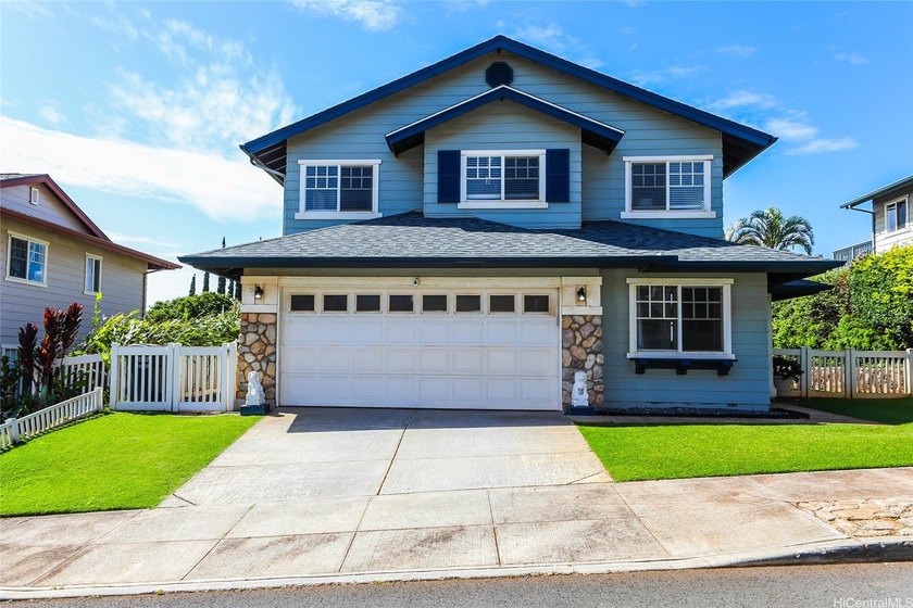 Perched in the desirable Makakilo community, this spacious - Beach Home for sale in Kapolei, Hawaii on Beachhouse.com