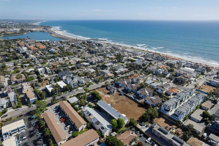 Location. Location. Location. Live the ultimate Carlsbad coastal - Beach Condo for sale in Carlsbad, California on Beachhouse.com