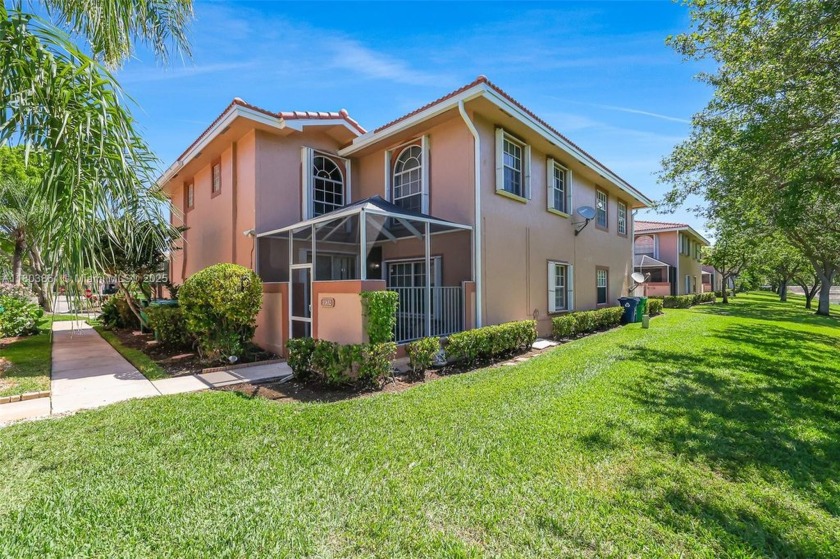 Welcome to this beautifully maintained 3-bedroom, 2.5-bathroom - Beach Townhome/Townhouse for sale in Coral Springs, Florida on Beachhouse.com