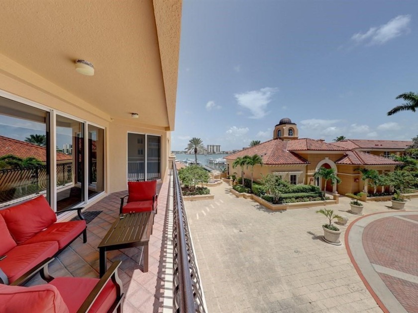 The approach is remarkably simple, but the nuance makes for - Beach Condo for sale in Clearwater, Florida on Beachhouse.com
