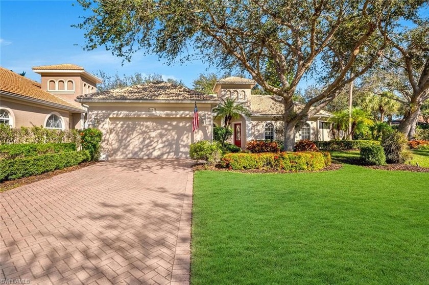 IMMEDIATE GOLF MEMBERSHIP AVAILABLE! Exquisite DETACHED SINGLE - Beach Home for sale in Naples, Florida on Beachhouse.com