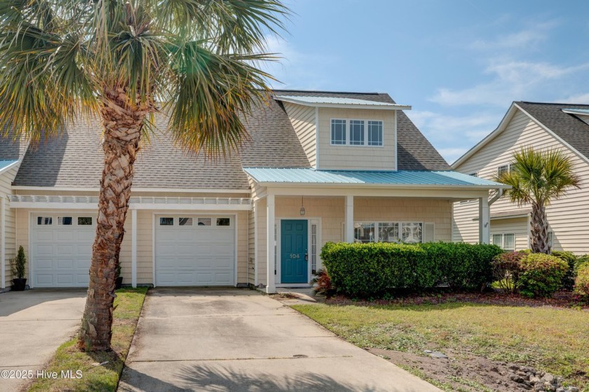 Move in ready 3 bedroom townhome in Hampstead now available! A - Beach Townhome/Townhouse for sale in Hampstead, North Carolina on Beachhouse.com