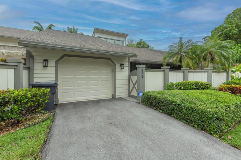 Nestled in the highly sought-after Bedford Mews neighborhood - Beach Home for sale in Wellington, Florida on Beachhouse.com