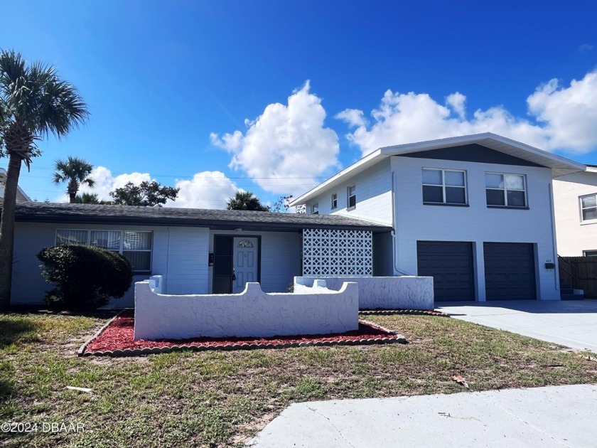 Very special opportunity to own a 4 bedroom, 2 bath home with a - Beach Townhome/Townhouse for sale in Daytona Beach, Florida on Beachhouse.com