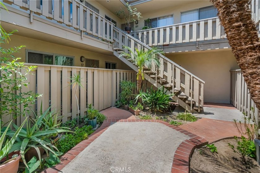 Welcome to this charming 2-bedroom, 1-bath condo located on the - Beach Condo for sale in Long Beach, California on Beachhouse.com