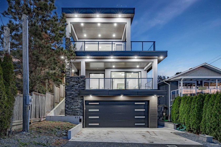 Modern Luxury Meets Coastal Living! This stunning 4-year-old - Beach Home for sale in White Rock, BC on Beachhouse.com