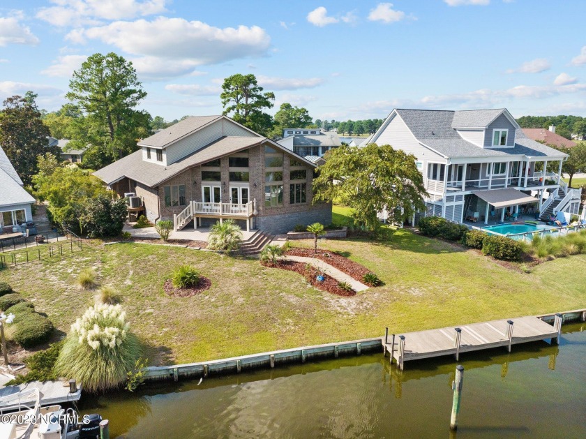 Captivating views of the calm waters of the inner harbor can be - Beach Home for sale in New Bern, North Carolina on Beachhouse.com
