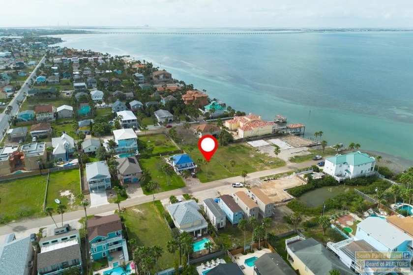 GREAT LOCATION ON THE BAY SIDE! If you're looking for the - Beach Lot for sale in South Padre Island, Texas on Beachhouse.com