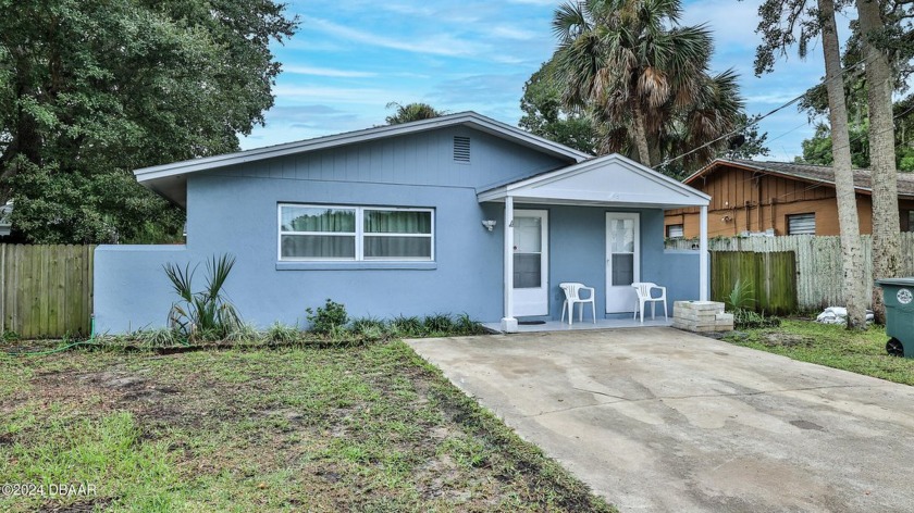 Charming Move-In Ready Starter Home or Ideal Rental Opportunity! - Beach Home for sale in Daytona Beach, Florida on Beachhouse.com