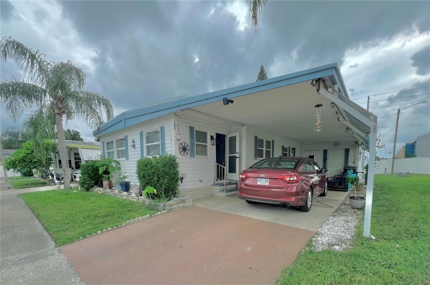 Under contract-accepting backup offers. This spacious and - Beach Home for sale in Largo, Florida on Beachhouse.com