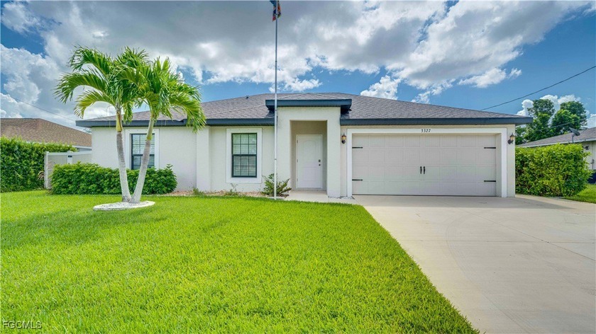 Welcome home!!! This newly built 2019 home has been beautifully - Beach Home for sale in Cape Coral, Florida on Beachhouse.com