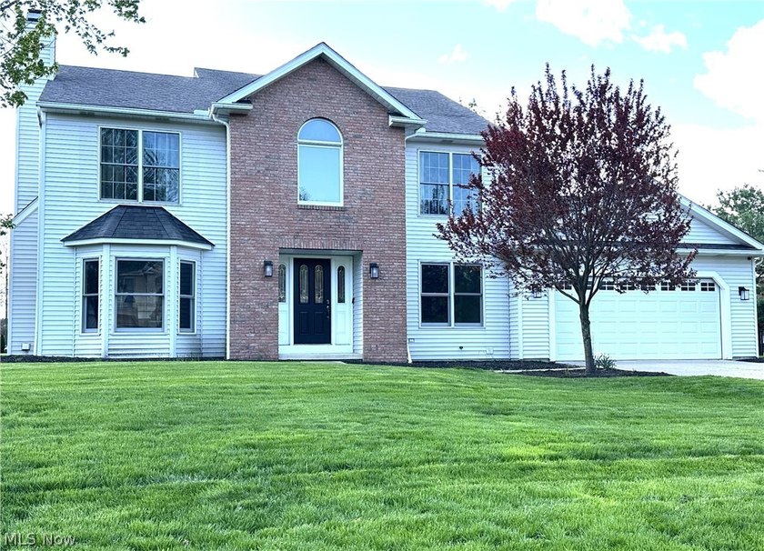 Welcome to this beautiful 4 bedroom, 3.5 bath Colonial nestled - Beach Home for sale in Avon Lake, Ohio on Beachhouse.com