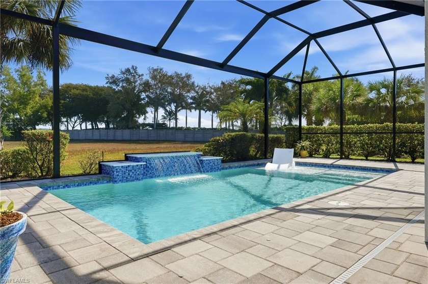 Fully updated and move-in ready, this beautifully refreshed home - Beach Home for sale in Naples, Florida on Beachhouse.com