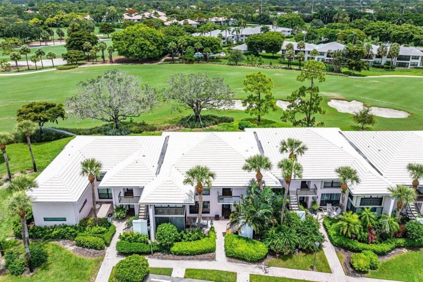 Experience relaxed living in this beautifully appointed - Beach Condo for sale in Boynton Beach, Florida on Beachhouse.com