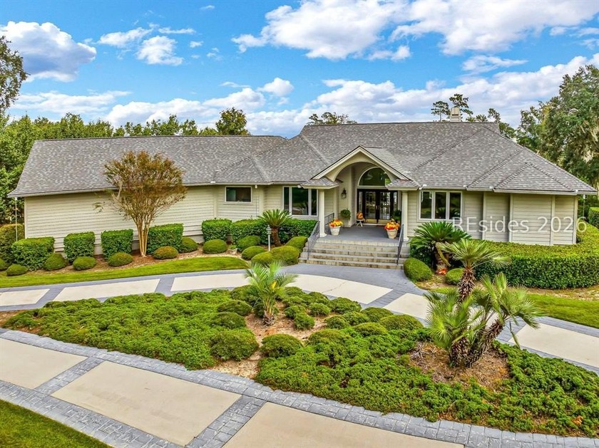 Looking for your forever home? Enjoy an amazing, tranquil lake - Beach Home for sale in Bluffton, South Carolina on Beachhouse.com